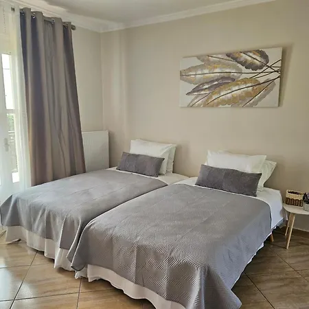 Sylvia's Sweet Apartment