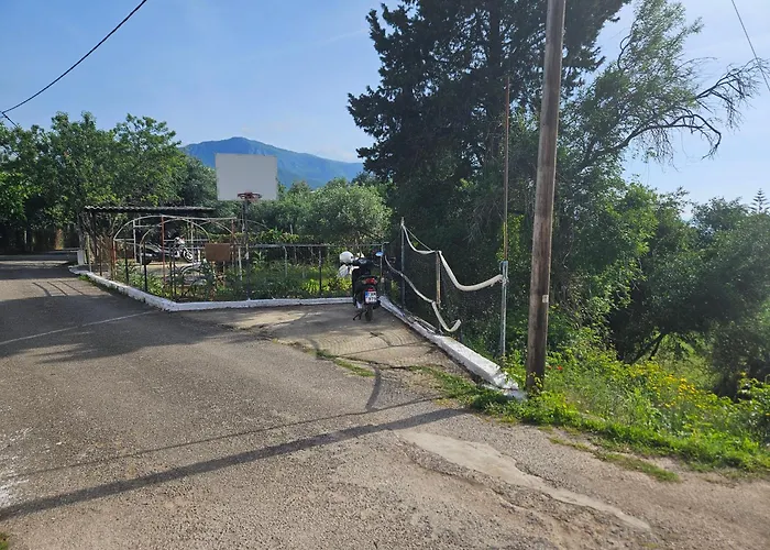 Sylvia's Sweet アパート カト・コラキアナ